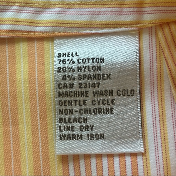 ❤️2/$15 or 3/$21❤️ Talbots Lightweight Capris, Size 10 - Picture 11 of 11